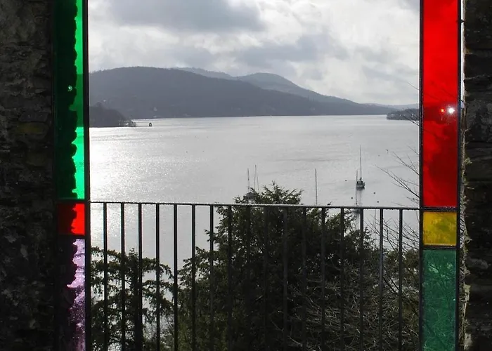 The Punchbowl Country Inn Bed & Breakfast